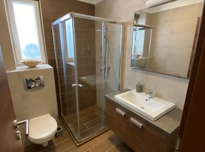 Frank & Fang Mk1 Budapesta